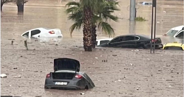 Deprem bölgesinde sel felaketi: Şanlıurfa ve Adıyaman'da 10 kişi hayatını kaybetti