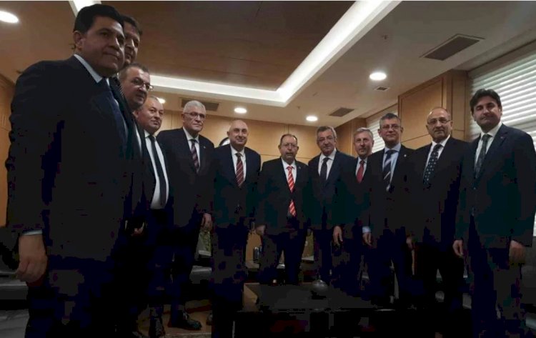 Kılıçdaroğlu’nun cumhurbaşkanı adaylığı için YSK'ya başvuru yapıldı