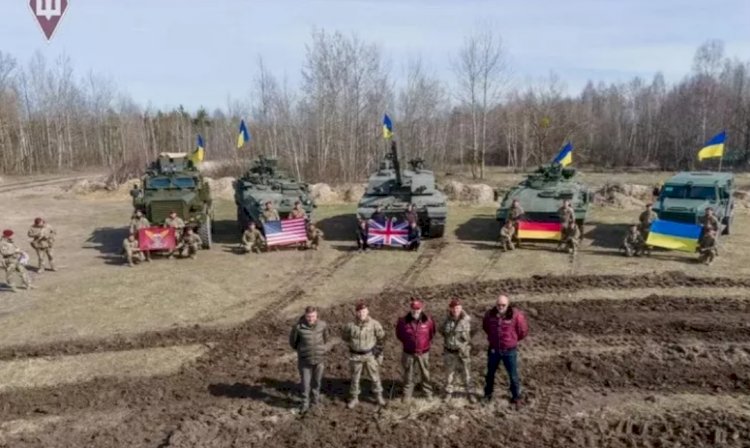 Ukrayna uzun süredir talep ettiği Batılı ağır muharebe tanklarını teslim aldı