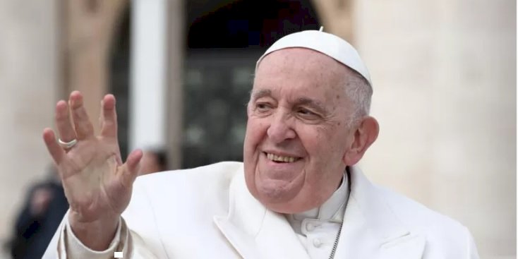 Papa Francesco solunum yolu enfeksiyonu nedeniyle hastaneye kaldırıldı