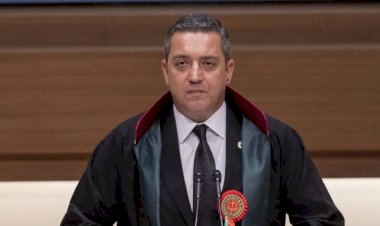 5 Nisan Avukatlar Günü'nde hukukçular Cumhuriyet'e konuştu: Reforma ihtiyaç var