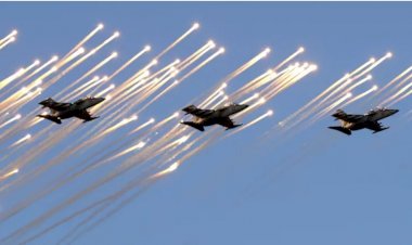 Rusya, nükleer silah kullanımı olasılığına karşı Belaruslu pilotları eğitti