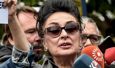 Eren Keskin havalimanında gözaltına alındı