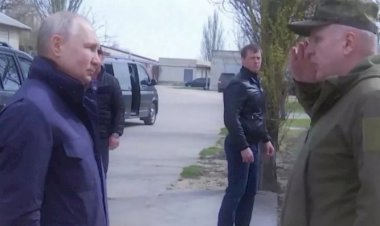 Putin, Rusya'nın Ukrayna'da işgal ettiği bölgelerden Herson'a gitti