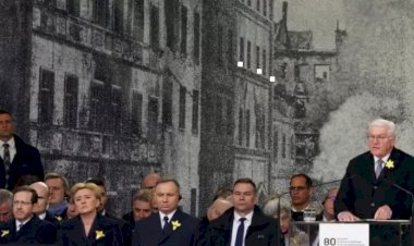 Almanya Cumhurbaşkanı Steinmeier, Varşova Gettosu anmasında Rusya’nın Ukrayna’yı işgalini Nazilere benzetti