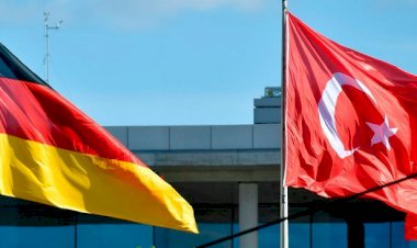 Türkiye Almanya'dan sandıklar için onay bekliyor