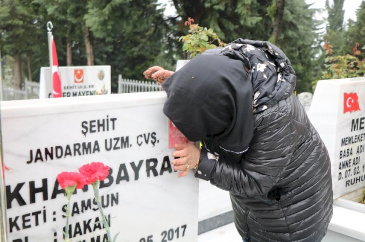 Ramazan Bayramı arefesinde şehitliklerde hüzün hakim