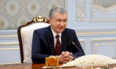 Biz seçime giderken Özbekistan’da cumhurbaşkanı 2040’a kadar yerinde kalsın diye halkoylaması yapıldı