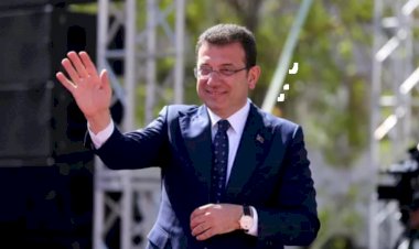 İmamoğlu'nun Erzurum mitinginde olay çıktı: Alanda toplananlara taşlı saldırı yapıldı