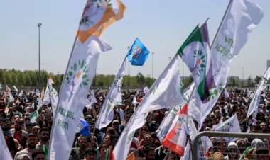 Yeşil Sol Parti seçimler öncesi son mitingini Yenikapı'da yaptı