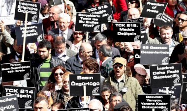 Konuşana da yazana da ceza