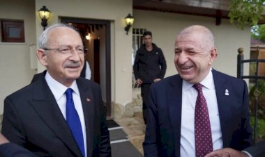 Anlaşma tamam... Fotoğrafla mesaj verdiler