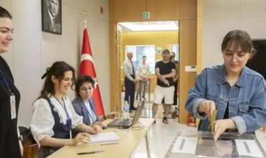 Türkiye sandık başında