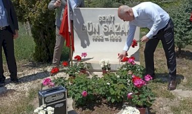 Şehit Gün Sazak Kabri Başında Anıldı