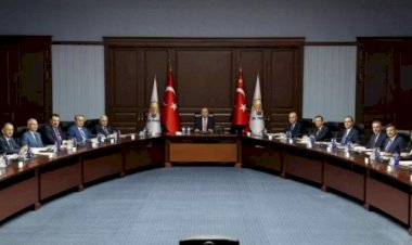 AKP’de yeni kabine için hangi seçenekler konuşuluyor, Mehmet Şimşek görev alacak mı?