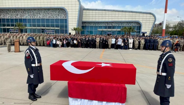 Mardin’de şehit asker için tören: Gözyaşları sel oldu