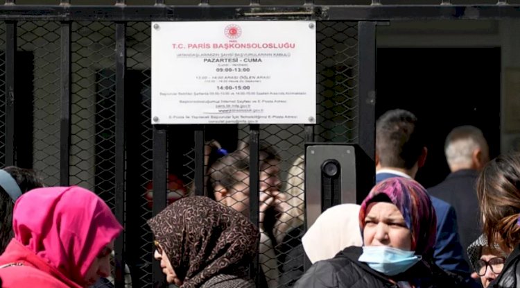Marsilya'da Erdoğan yanlısı ve karşıtı seçmenler arasında kavga