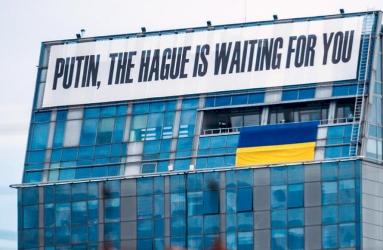 Зеленський у Гаазі: Всі хочуть бачити тут іншого Володимира