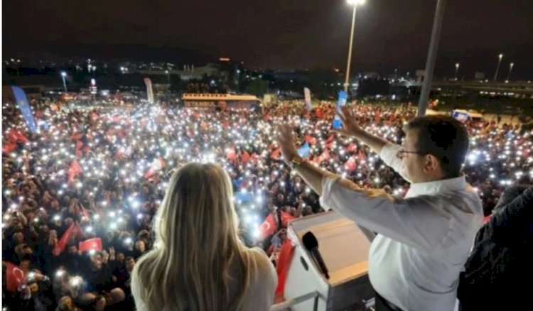 Ak Parti iktidarı bırakmak için acele ediyor!