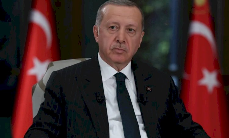Financial Times'tan 'Erdoğan' değerlendirmesi: Dalkavuklarla çevrili, ekonomik sıkıntılardan kopuk