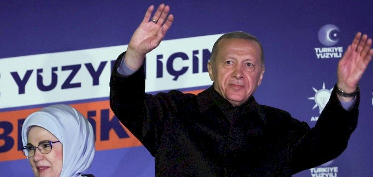 Erdoğan: YSK ve AA görevini başarıyla yerine getirdi