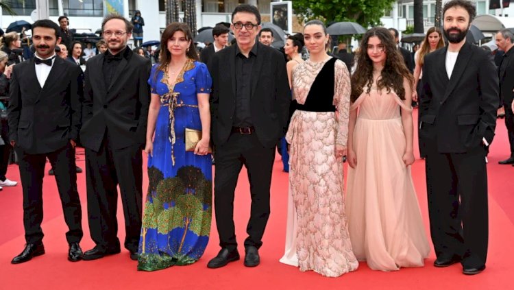 Türk sinemasının gurur anları: Cannes Nuri Bilge Ceylan'ı alkışlamaya doyamadı