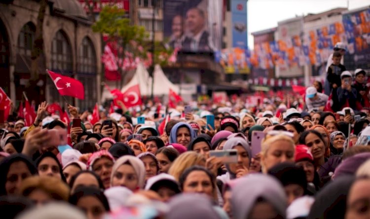 “İkinci tur seçime giden Türkiye'nin önünde büyük iç meseleler var”