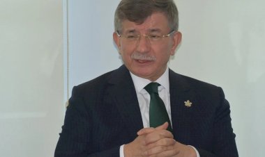 Sinan Ateş'i hatırlatan Davutoğlu 'Sayın Cumhurbaşkanı' diyerek Erdoğan'a seslendi