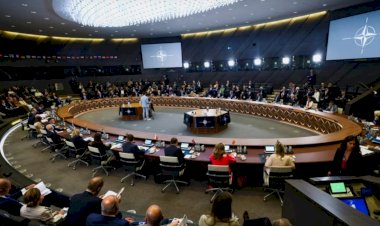 NATO Savunma Bakanları toplandı: ABD'den müttefiklere Ukrayna'ya silah yardımı çağrısı