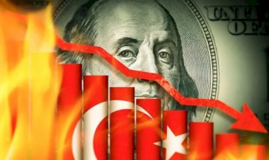 FT’den Türkiye analizi: Keskin faiz artışı ve TL’de daha fazla değer kaybı gerekiyor