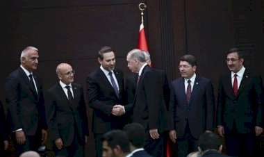 Erdoğan yeni parti vitrini ile hepimizi şaşırttı mı?