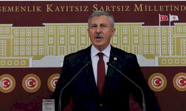 Gelecek Partili Özdağ'dan ortak grup kurma açıklaması: Sağduyuda buluşacağımızı düşünüyorum