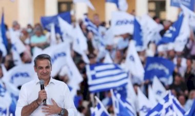 Yunanistan'da 35 gün sonra 2. genel seçim: Başbakan Miçotakis yeniden Parlamento'da çoğunluğu sağlamak istiyor