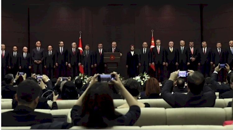 Erdoğan'ın kabinesindeki büyük değişimin detayları