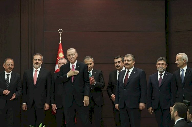 Yeni Kabine, Sessiz Devrim!