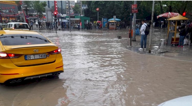 Ankara'da sağanak yine su baskınlarına yol açtı