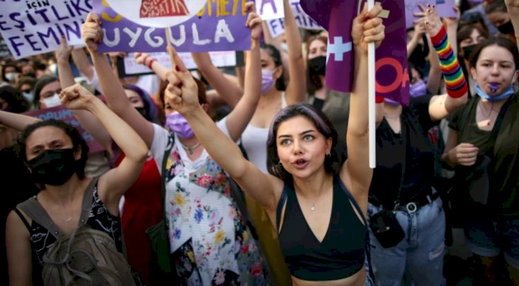 Türkiye'de cinsiyet eşitliğinde "anayasa" kaygısı yaşanıyor: "Yeni anayasa ile eşitsizlikler artabilir"