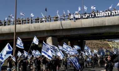 ‘Yargıya darbe’ye ilk onay İsrail’i yeniden karıştırdı