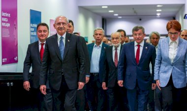 Siyasette dönüşüm, yeni parti ve önder arayışları