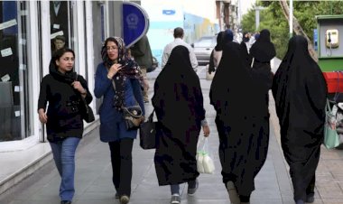 İran'da ahlak polisi geri döndü, başörtüsü denetimleri artacak