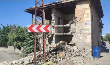 Adana'da 5,5 büyüklüğünde deprem: İlk bilgilere göre ölen ya da yaralanan yok