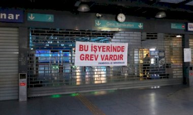 İzmir'de metro ve tramvay işçileri greve gitti