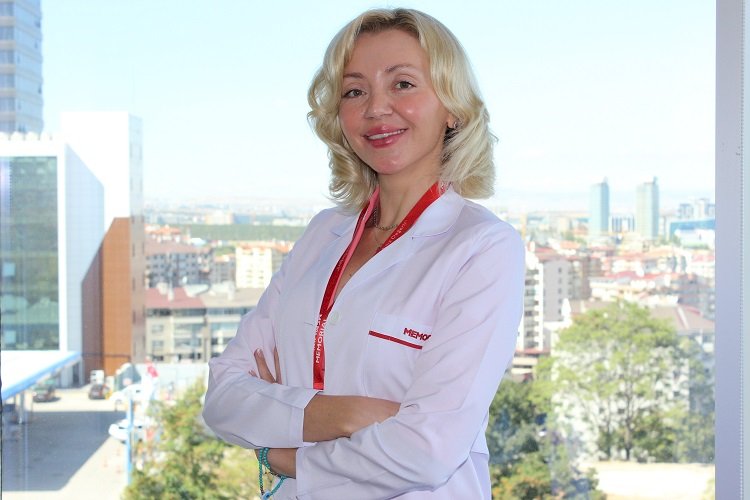 İDRARINI TUTAN ÇOCUKLARDA ENFEKSİYON RİSKİ ARTIYOR