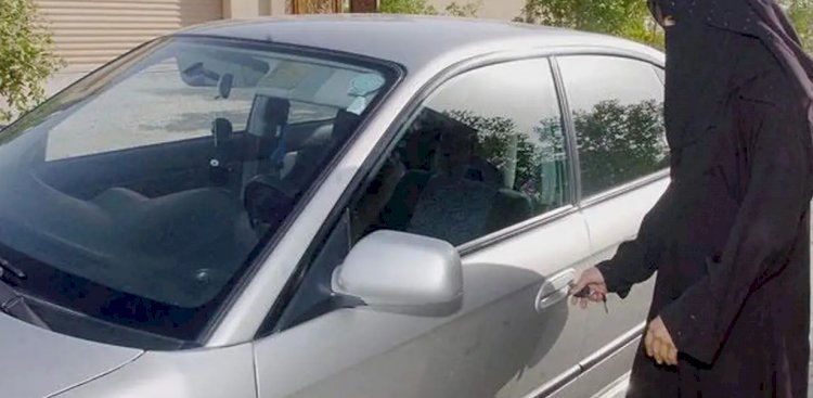 Almanya'da mahkeme trafikte peçeli çarşafa izin vermedi