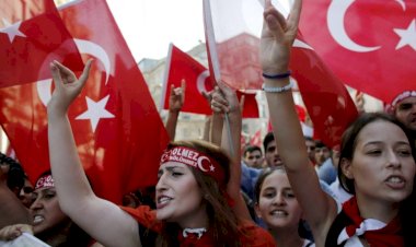 Milliyetçilerde ve devlette eksen kayması