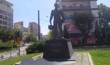 ŞEHİT YÜZBAŞI CENGİZ TOPEL UNUTULMADI