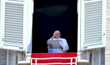 Papa: Göçmen ölümleri insanlığın açık yarası