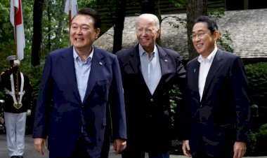 ABD Japonya ve Güney Kore liderleri ortak güvenlik taahhüdü için Camp David’de buluştu