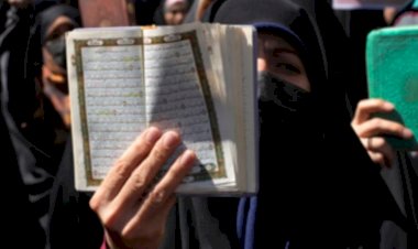 İsveç, polisin Kuran yakma eylemlerini durdurmasına izin vermeyi değerlendiriyor
