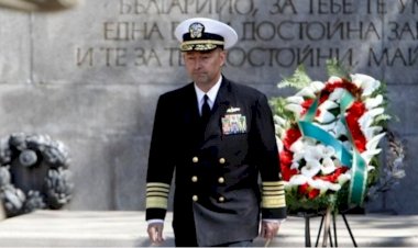 NATO’nun eski liderinden korkutan savaş uyarısı: Türk gemilerine yapılan hareket gündemde